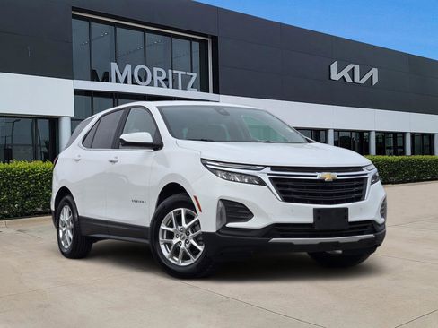 Used 2023 Chevrolet Equinox LT image 1