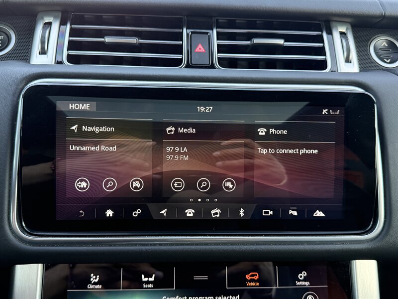 Used 2020 Land Rover Range Rover HSE AWD/4WD image 42