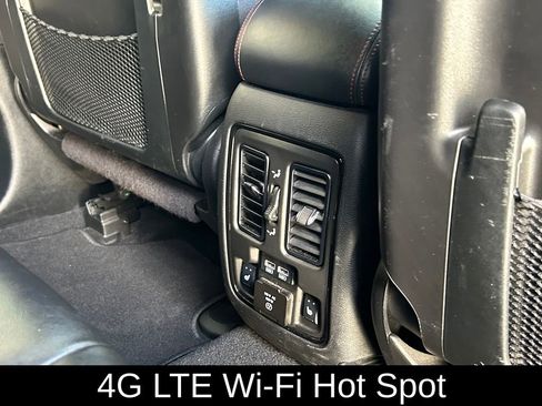 Used 2024 Dodge Durango GT RWD image 36