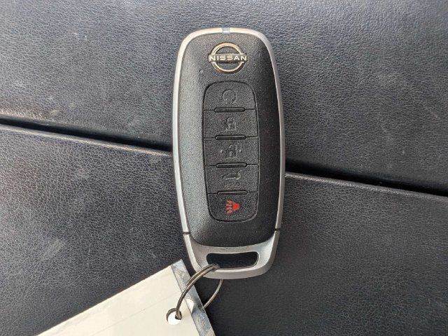 Used 2023 Nissan Rogue SV w/ SV Premium B Package FWD image 30