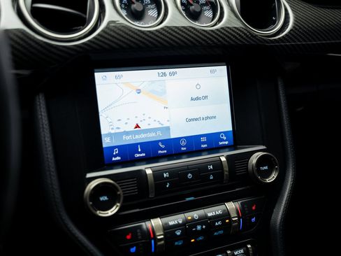 Used 2020 Ford Mustang Shelby GT500 w/ Technology Package image 52