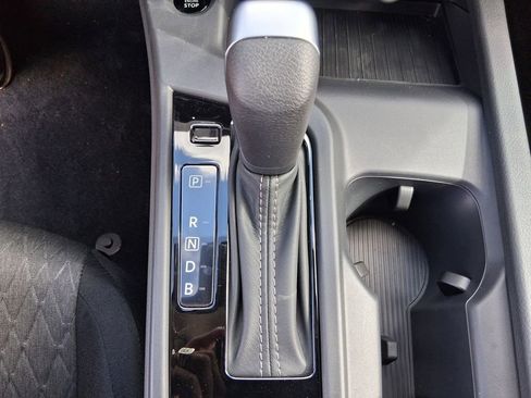 New 2026 Nissan Sentra SV w/ SV Convenience Package FWD image 17