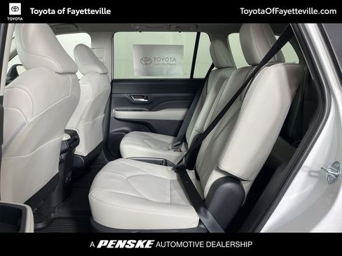 New 2026 Toyota Grand Highlander AWD image 23