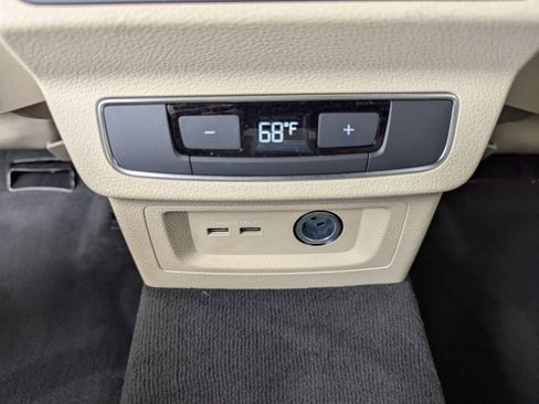 Certified 2025 Audi Q5 2.0T Premium w/ Convenience Plus Package image 20