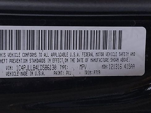 Used 2020 Jeep Cherokee Latitude Plus image 33