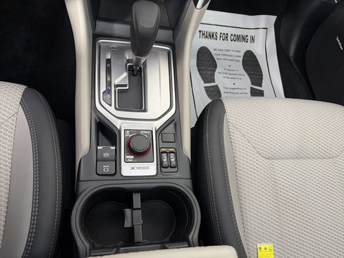 Used 2020 Subaru Forester Premium AWD/4WD image 25