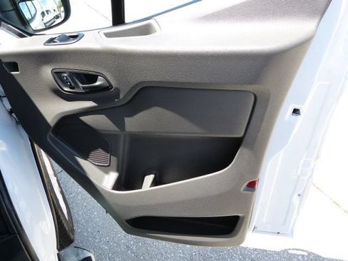 Used 2024 Ford Transit 250 Low Roof w/ Exterior Upgrade Package RWD image 23