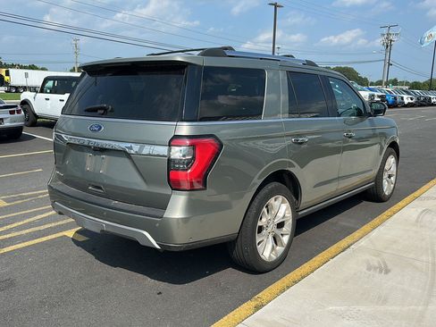 Used 2019 Ford Expedition Limited w/ Equipment Group 302A AWD/4WD image 5