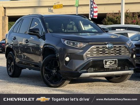 Used 2021 Toyota RAV4 XSE AWD/4WD image 2