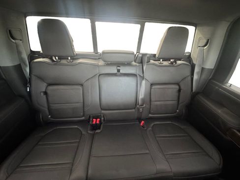 Used 2021 GMC Sierra 2500 Denali w/ Denali Ultimate Package image 18