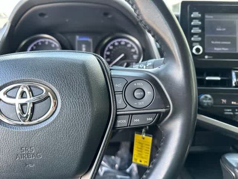 Used 2023 Toyota Camry SE FWD image 12