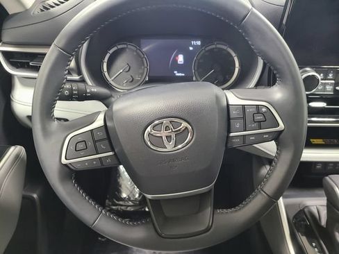 Certified 2026 Toyota Highlander XLE AWD/4WD image 32
