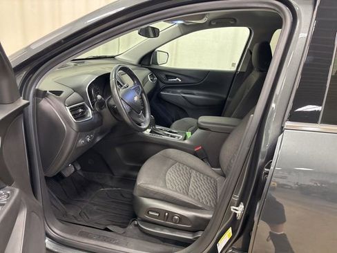 Used 2020 Chevrolet Equinox LT FWD image 17
