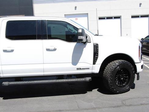 Used 2025 Ford F250 XLT w/ Black Appearance Package AWD/4WD image 10