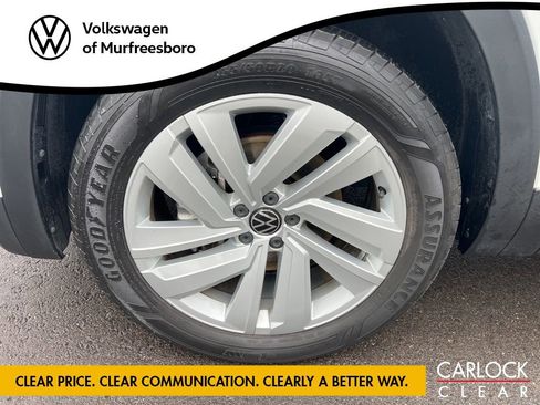 Certified 2023 Volkswagen Atlas Cross Sport SE FWD image 7