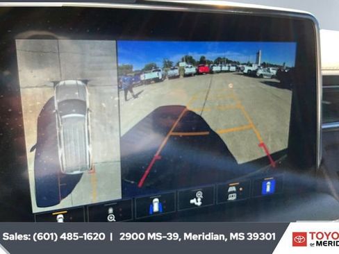 Used 2023 GMC Yukon AT4 w/ AT4 Premium Package image 14