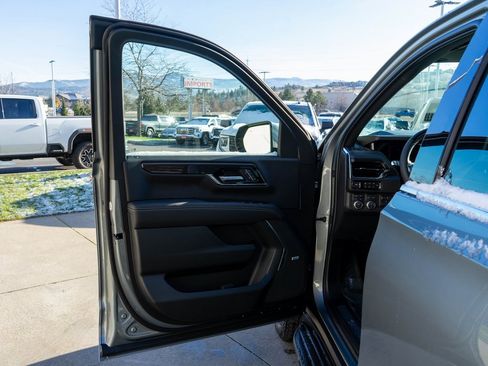 New 2026 GMC Yukon XL Elevation w/ Elevation Premium Package image 20