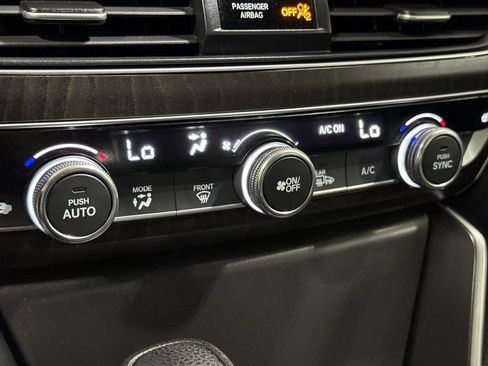 Used 2020 Honda Accord EX image 16