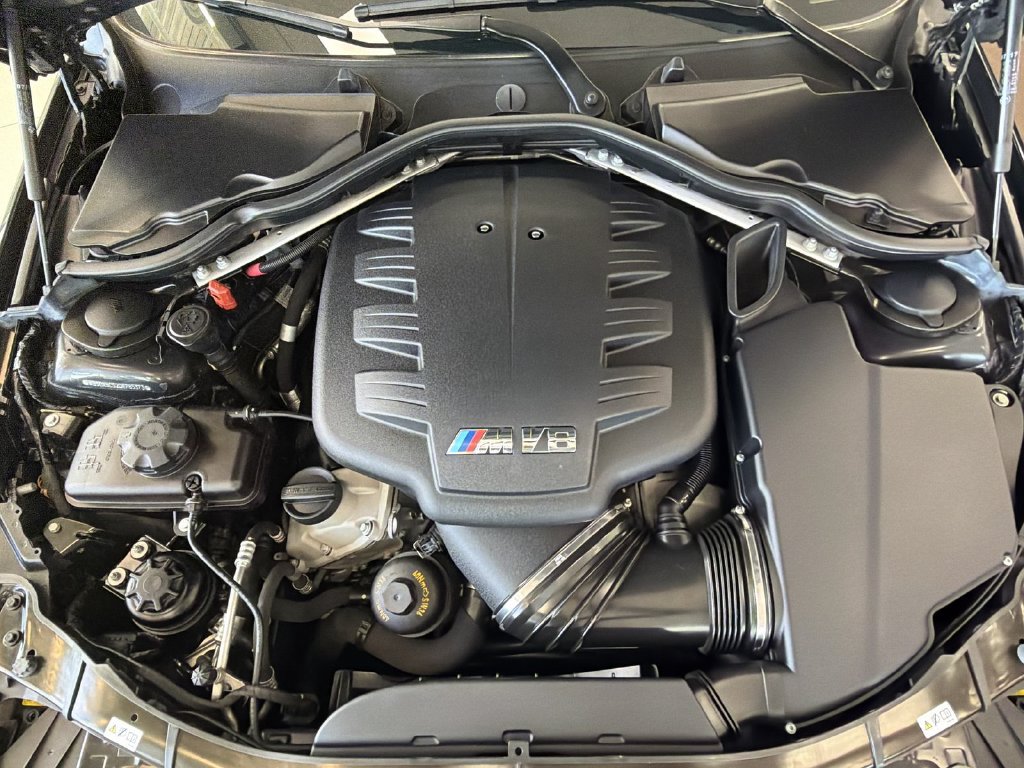 Used 2013 BMW M3 Convertible RWD image 17