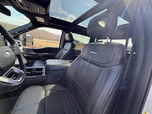 Used 2026 Ford F350 Platinum image 31