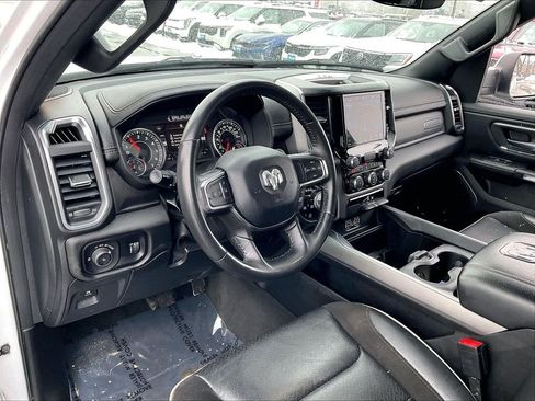 Used 2024 RAM 1500 Laramie AWD/4WD image 8