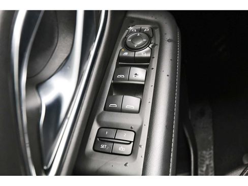 Used 2022 Chevrolet Tahoe LT w/ Luxury Package AWD/4WD image 20
