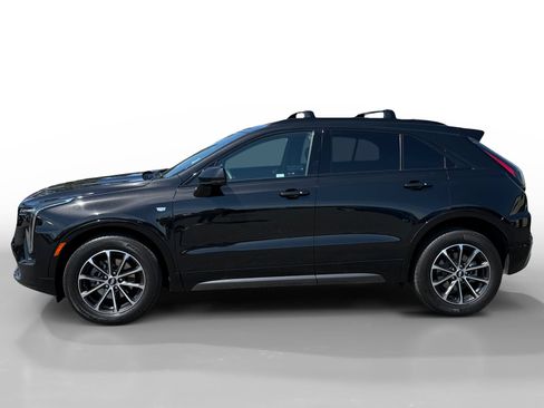 Used 2024 Cadillac XT4 Sport FWD image 2