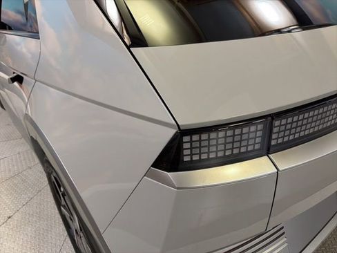 Used 2024 Hyundai Ioniq 5 Limited RWD image 12