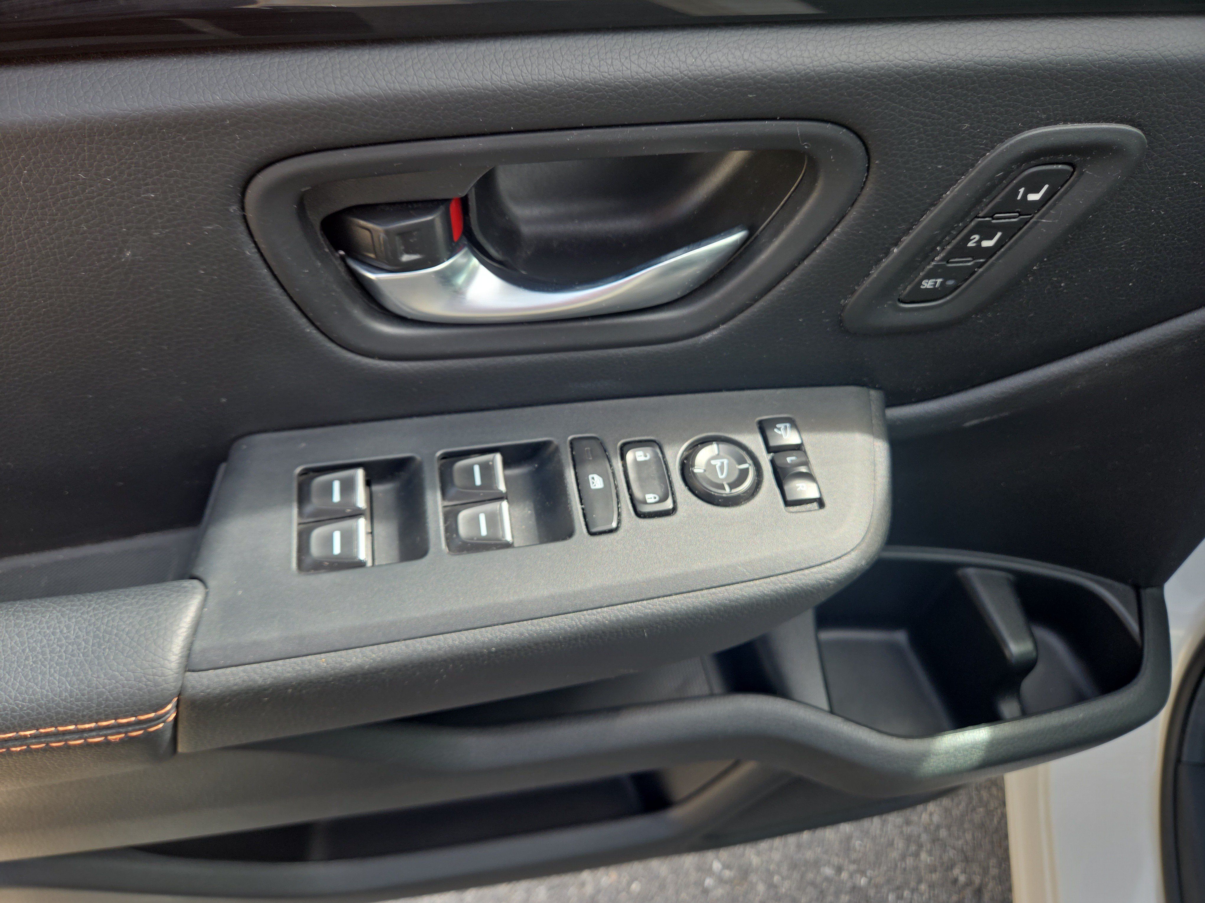 Used 2024 Honda Pilot TrailSport image 11