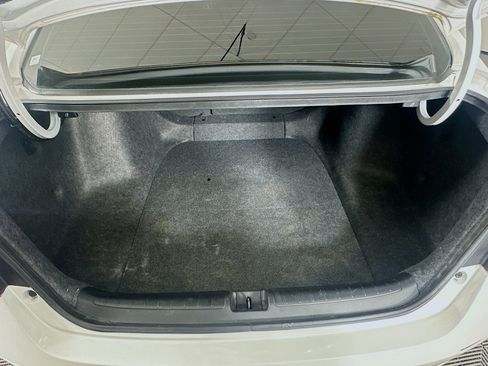 Used 2018 Honda Accord Sport image 27