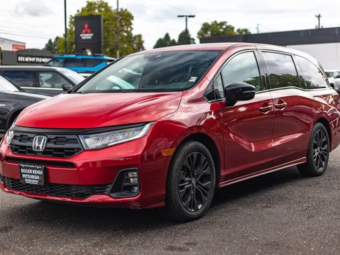 Used 2025 Honda Odyssey Sport-L image 4