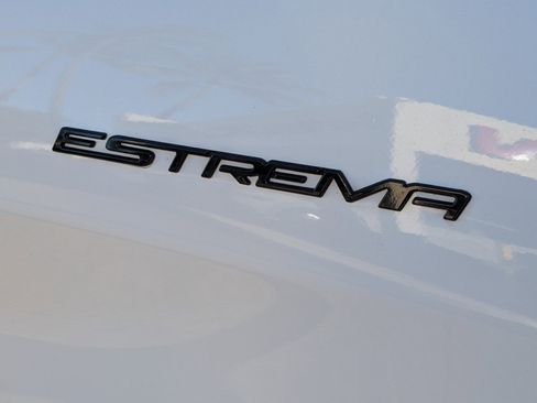 Used 2023 Alfa Romeo Stelvio Estrema image 21