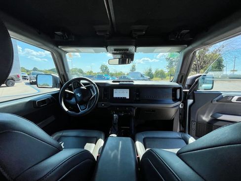 Used 2023 Ford Bronco Black Diamond AWD/4WD image 13