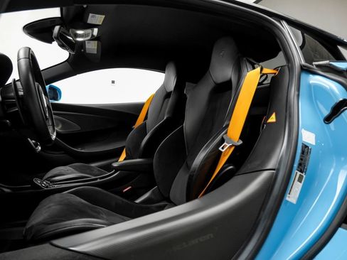 Used 2019 McLaren 600LT RWD image 28