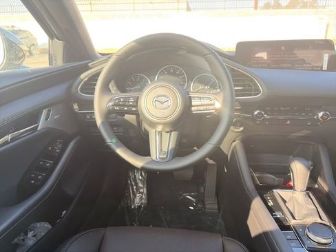 New 2026 MAZDA MAZDA3 Hatchback w/Premium Plus Pkg AWD/4WD image 13