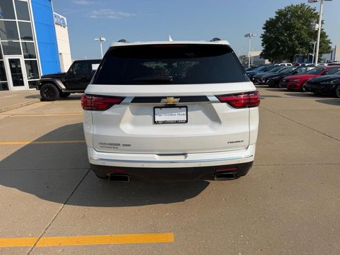 Used 2023 Chevrolet Traverse Premier w/ LPO, Floor Liner Package AWD/4WD image 3