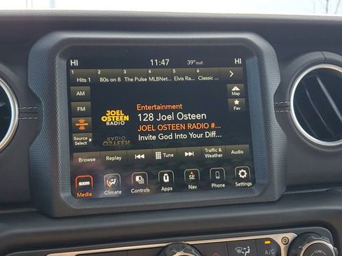 Certified 2023 Jeep Wrangler Unlimited Sahara image 27