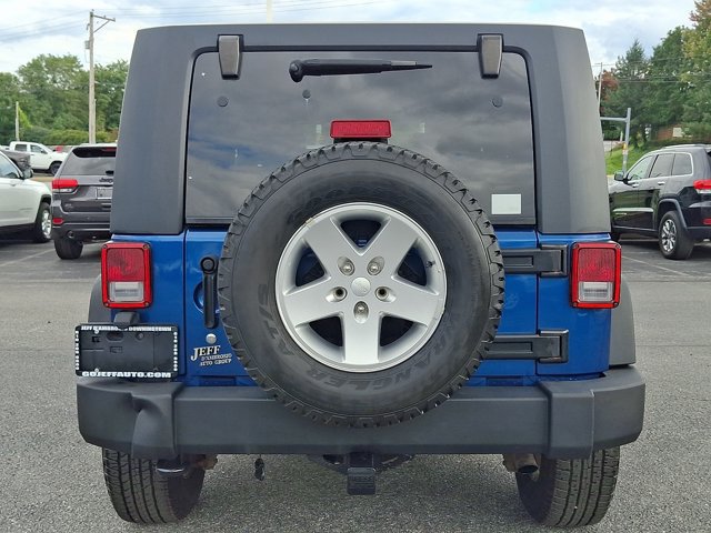 Used 2010 Jeep Wrangler Unlimited Sport AWD/4WD image 7