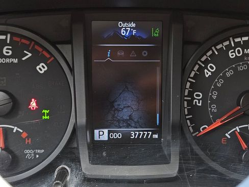 Used 2023 Toyota Tacoma SR image 27