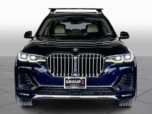 Used 2022 BMW X7 xDrive40i w/ Premium Package image 3