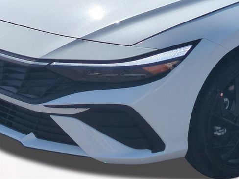 New 2026 Hyundai Elantra Sport FWD image 10