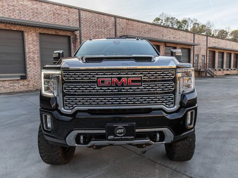 Used 2022 GMC Sierra 3500 Denali image 13