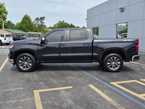 Used 2024 Chevrolet Silverado 1500 LT AWD/4WD image 5