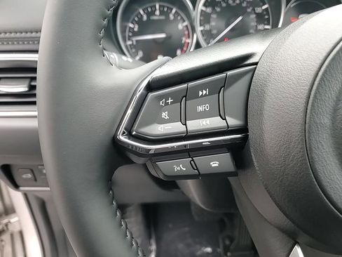 New 2025 MAZDA CX-5 AWD 2.5 S w/ Preferred Package image 16