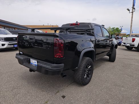 Used 2022 Chevrolet Colorado ZR2 w/ ZR2 Midnight Special Edition AWD/4WD image 5