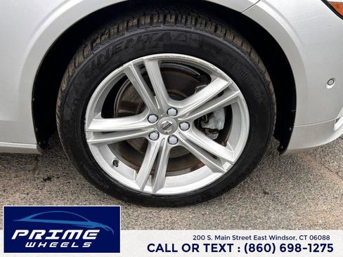 Used 2018 Volvo S90 T5 Momentum w/ Convenience Package image 24
