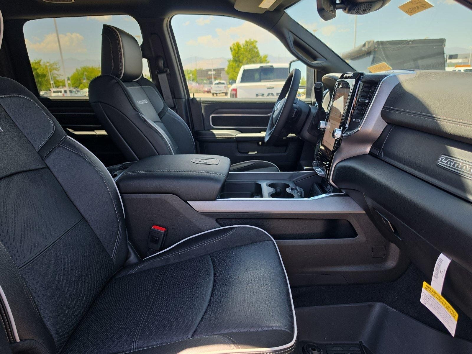 New 2026 RAM 2500 Laramie w/ Night Edition AWD/4WD image 28