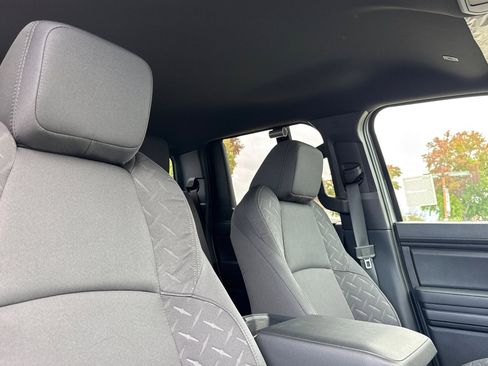 New 2025 Toyota Tacoma SR5 image 17