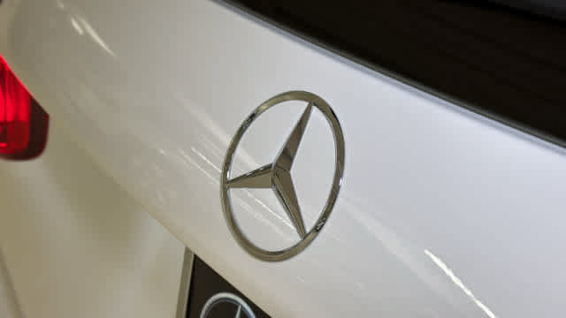 Certified 2026 Mercedes-Benz GLB 250 4MATIC image 9