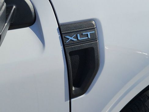 New 2025 Ford Maverick XLT w/ Equipment Group 302A image 8